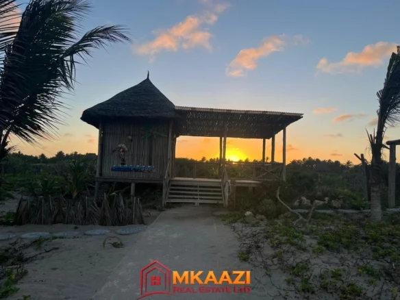 2-BEDROOM BEACH FRONT APARTMENT IN MAMBRUI