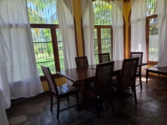 3-BEDROOM VILLA FOR RENT