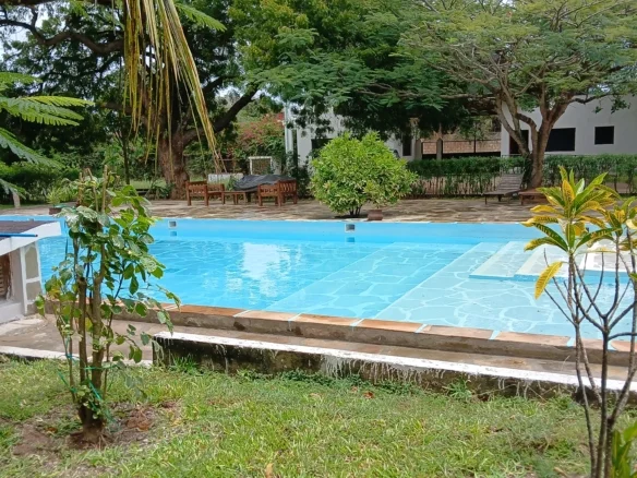 3-BEDROOM VILLA FOR RENT