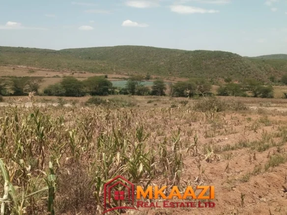 4500-ACRE RANCH IN LOWER SUBUKIA,NAKURU&BARINGO