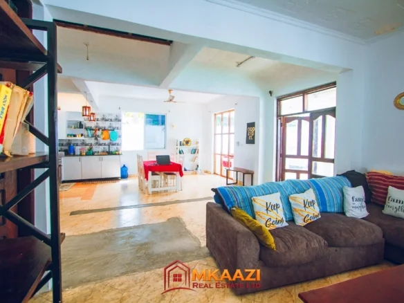 BEAUTIFUL FULLY FURNISHED 3-BEDROOM HOUSE IN SILVER SANDS ROAD, MALINDI