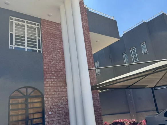 CONTEPORARY 4 - BEDROOM LUXURY RESIDENCE WITH DSQ IN NGONG