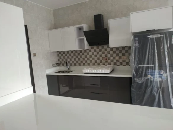 ELEGANT 3-BEDROOM APARTMENT WITH DSQ - RIVERSIDE DRIVE, NAIROBI