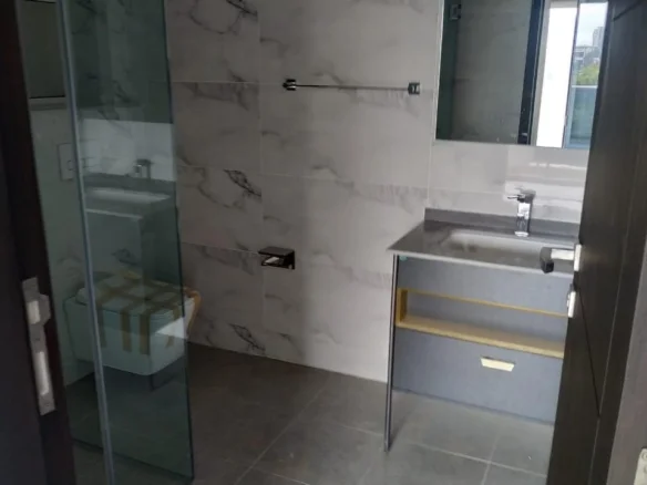ELEGANT 3-BEDROOM APARTMENT WITH DSQ - RIVERSIDE DRIVE, NAIROBI