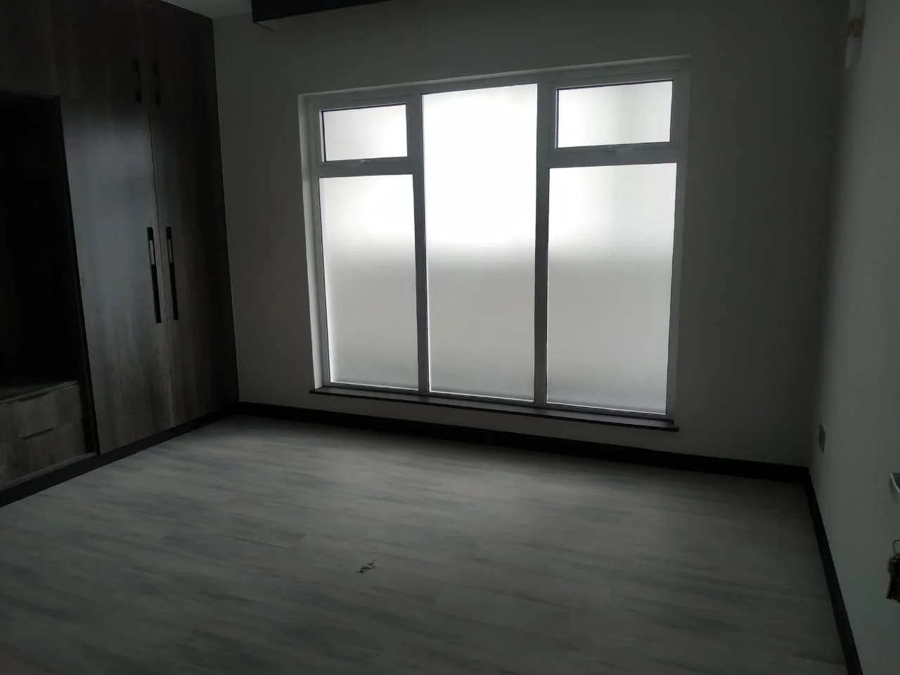 ELEGANT 3-BEDROOM APARTMENT WITH DSQ - RIVERSIDE DRIVE, NAIROBI