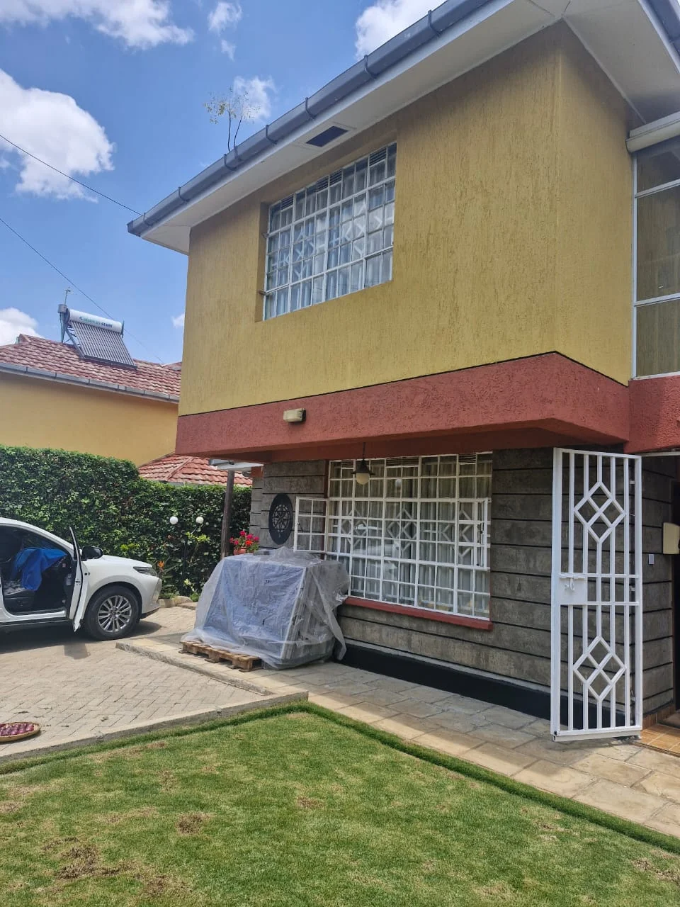 ELEGANT 4 - BEDROOM HOME WITH DSQ IN KITENGELA, KAJIADO 