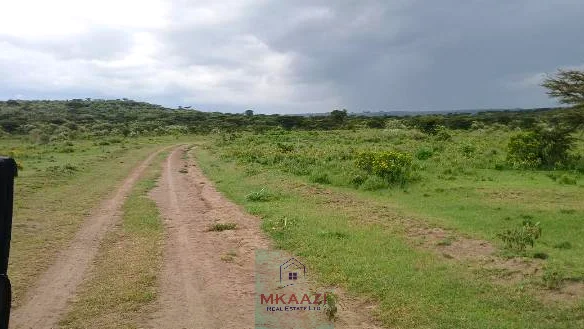 EXCEPTIONAL 2964-ACRE-ACRE PRIME RANCH LAND IN NAIVASHA