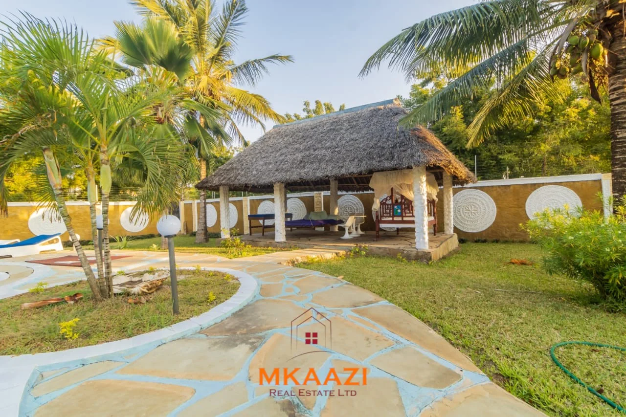 FULLY FURNISHED 5-BEDROOM HOLIDAY HOME FOR SALE IN DIANI BEACH, KWALE COUNTY