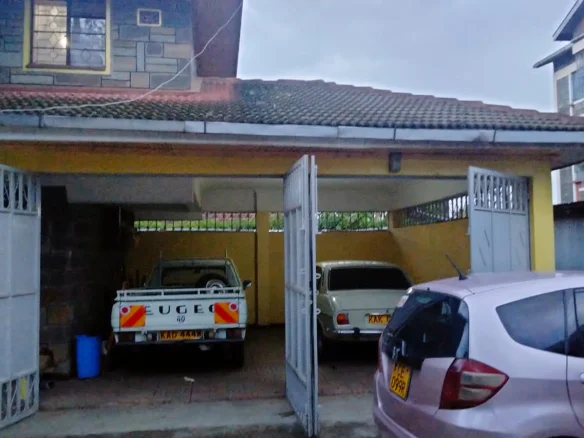 LUXURIOUS 4-BEDROOM MANSION IN KIAMUNYI, NAKURU