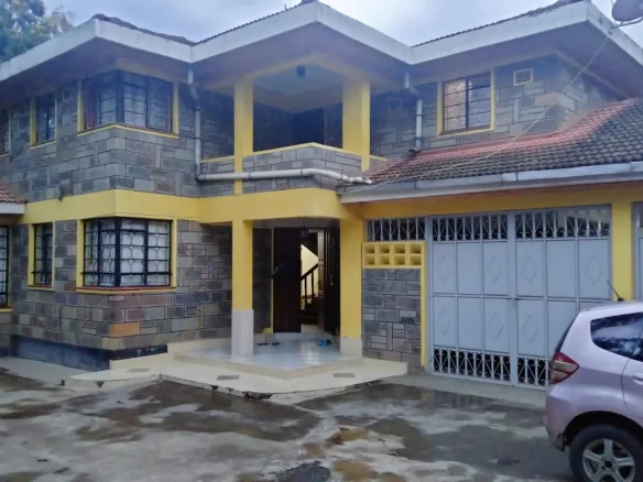 LUXURIOUS 4-BEDROOM MANSION IN KIAMUNYI, NAKURU