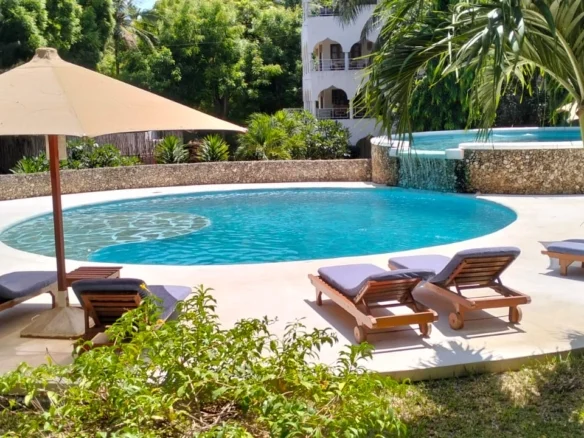 LUXURY 1-BEDROOM FURNISHED APARTMENT IN BEVERLY SUITE, SILVERSANDS ROAD, MALINDI
