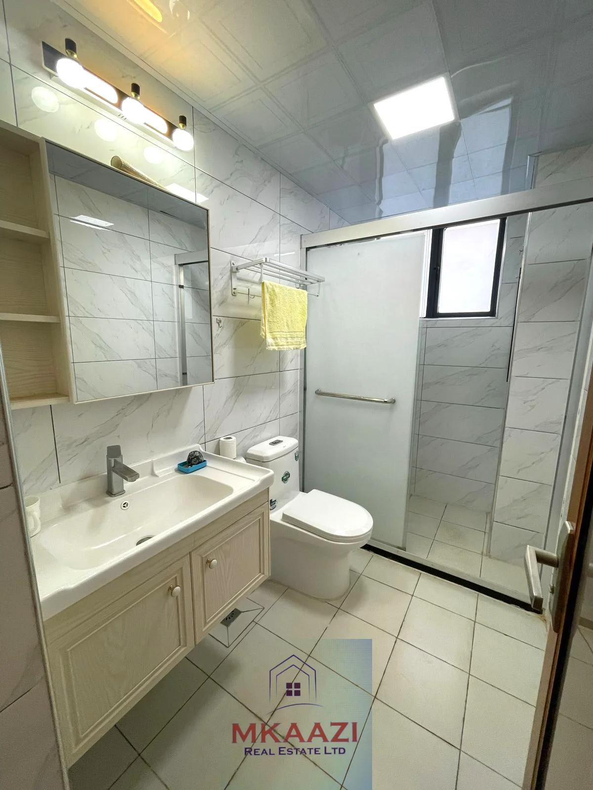 LUXURY 2-BEDROOM MASTER EN-SUITE APARTMENT WITH DSQ IN KILIMANI, NAIROBI