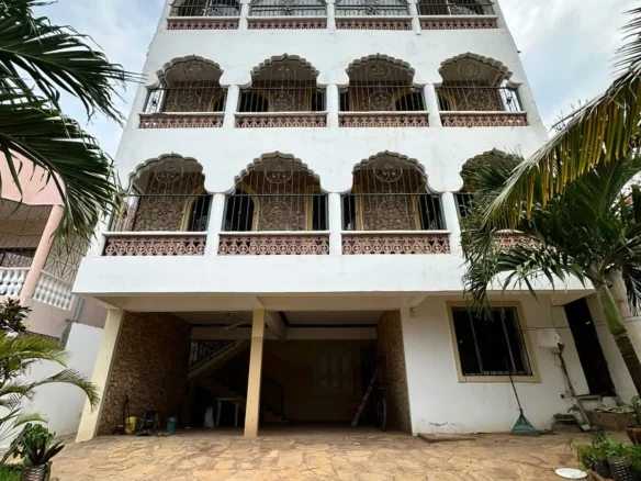 MODERN 2- BEDROOM APARTMENT ON CASUARINI ROAD, MALINDI