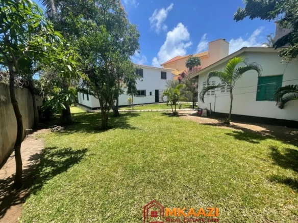 PRIME 5-BEDROOM HOUSE FOR SALE IN NYALI, MAMA NGINA ROAD