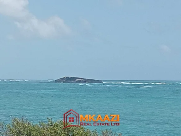 PRIME BEACHFRONT PLOTS AND LAND FOR SALE IN MATSANGONI, MALINDI