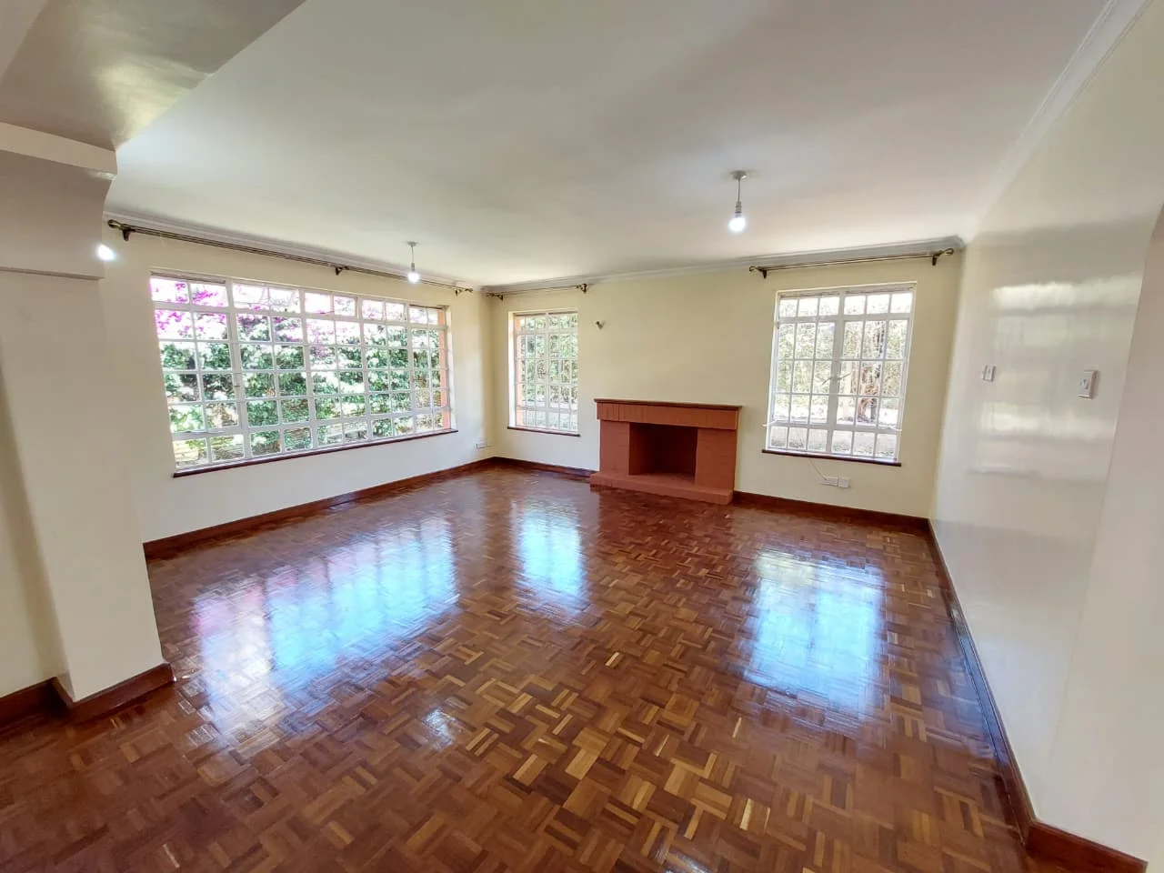 SPACIOUS 4-BEDROOMM VILLA IN RUNDA, NAIROBI