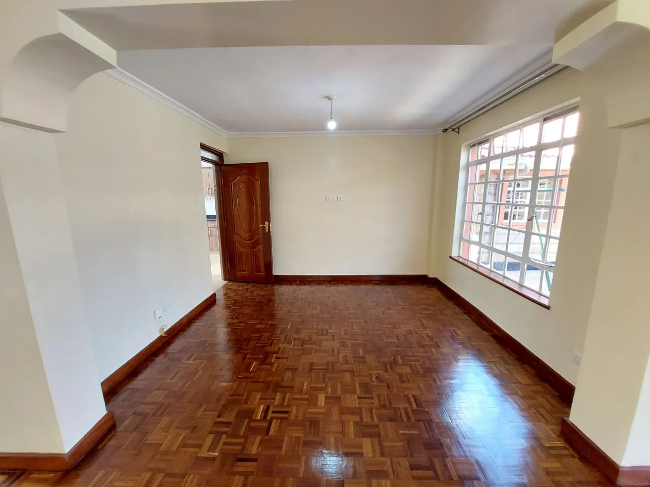 SPACIOUS 4-BEDROOMM VILLA IN RUNDA, NAIROBI