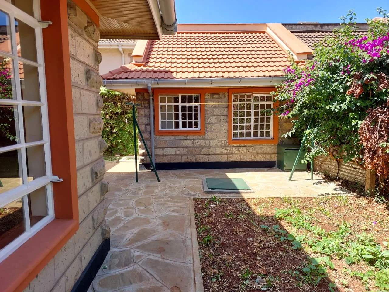 SPACIOUS 4-BEDROOMM VILLA IN RUNDA, NAIROBI