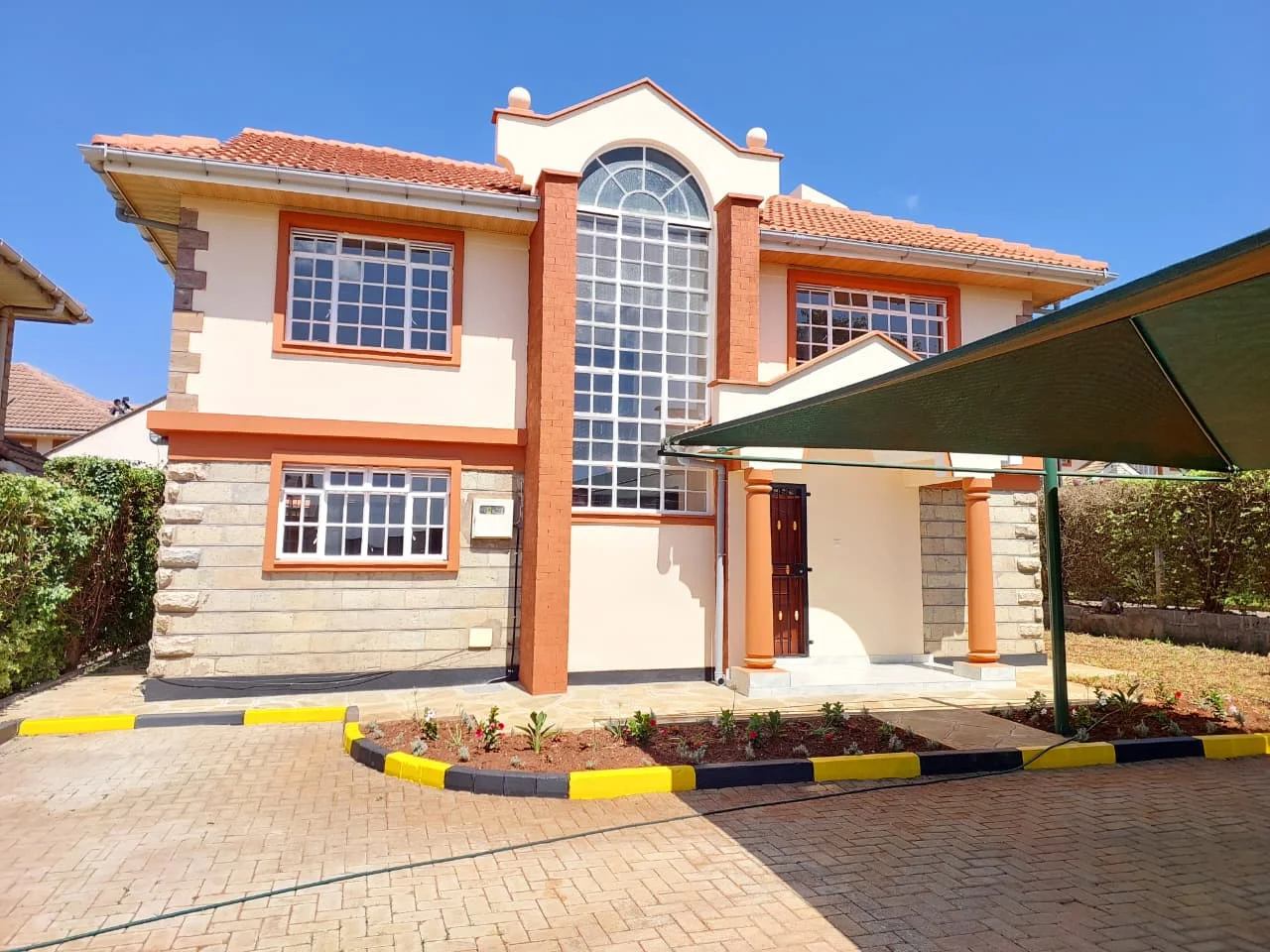 SPACIOUS 4-BEDROOMM VILLA IN RUNDA, NAIROBI