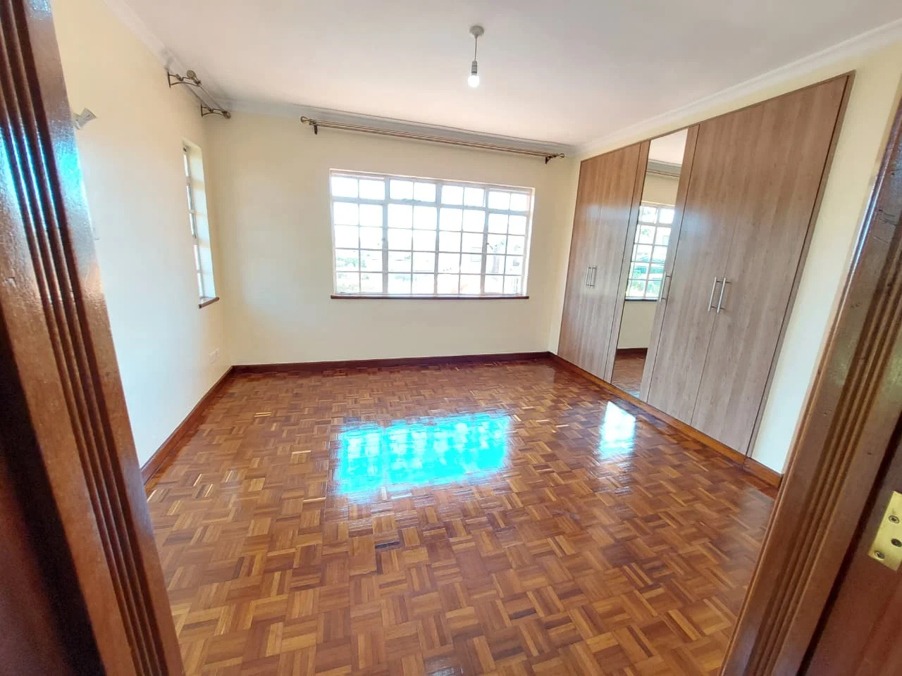SPACIOUS 4-BEDROOMM VILLA IN RUNDA, NAIROBI