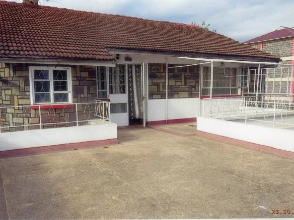 STYLISH 6 BEDROOM TOWNHOUSE IN NAKURU, AREA 58